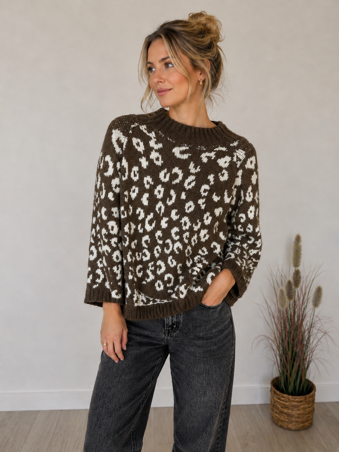 Pulli im Leoprint in dunkelbraun 63961