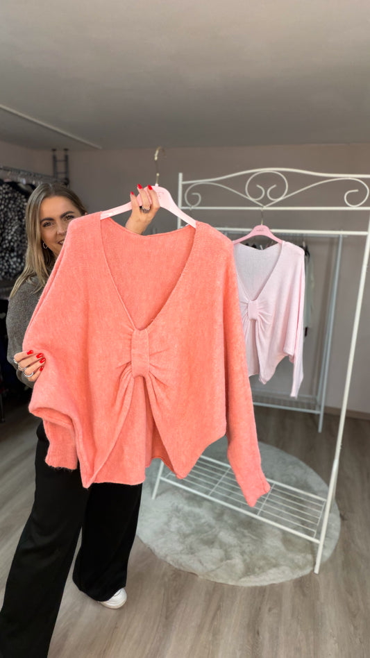 Pulli mit Knoten vorne in der Mitte (70487)