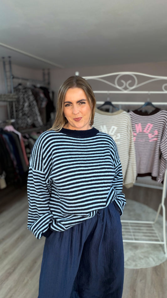 Pulli mit der Aufschrift iconic club (70499)