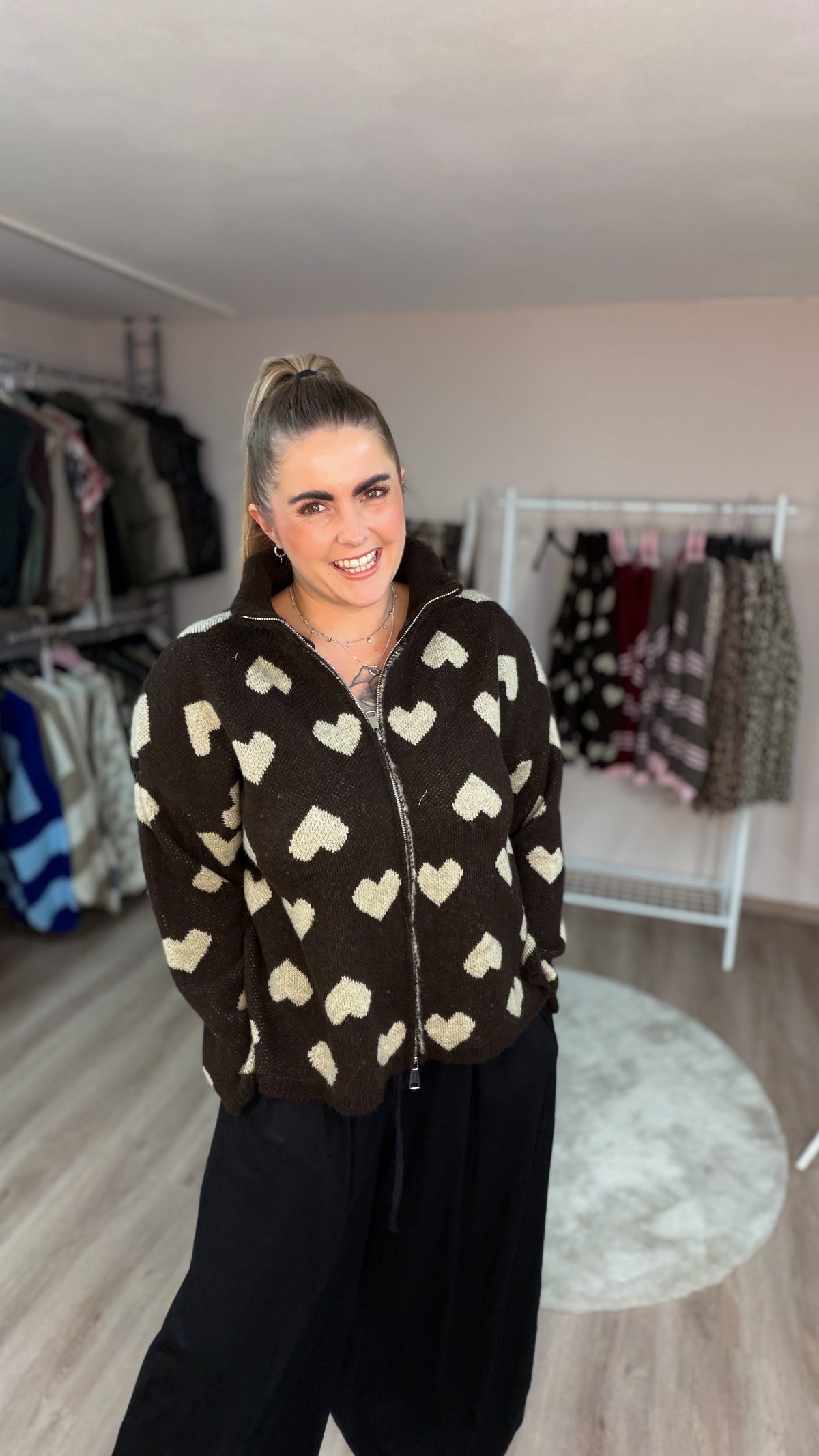 Jacke mit Herzen und Reißverschluss 70478