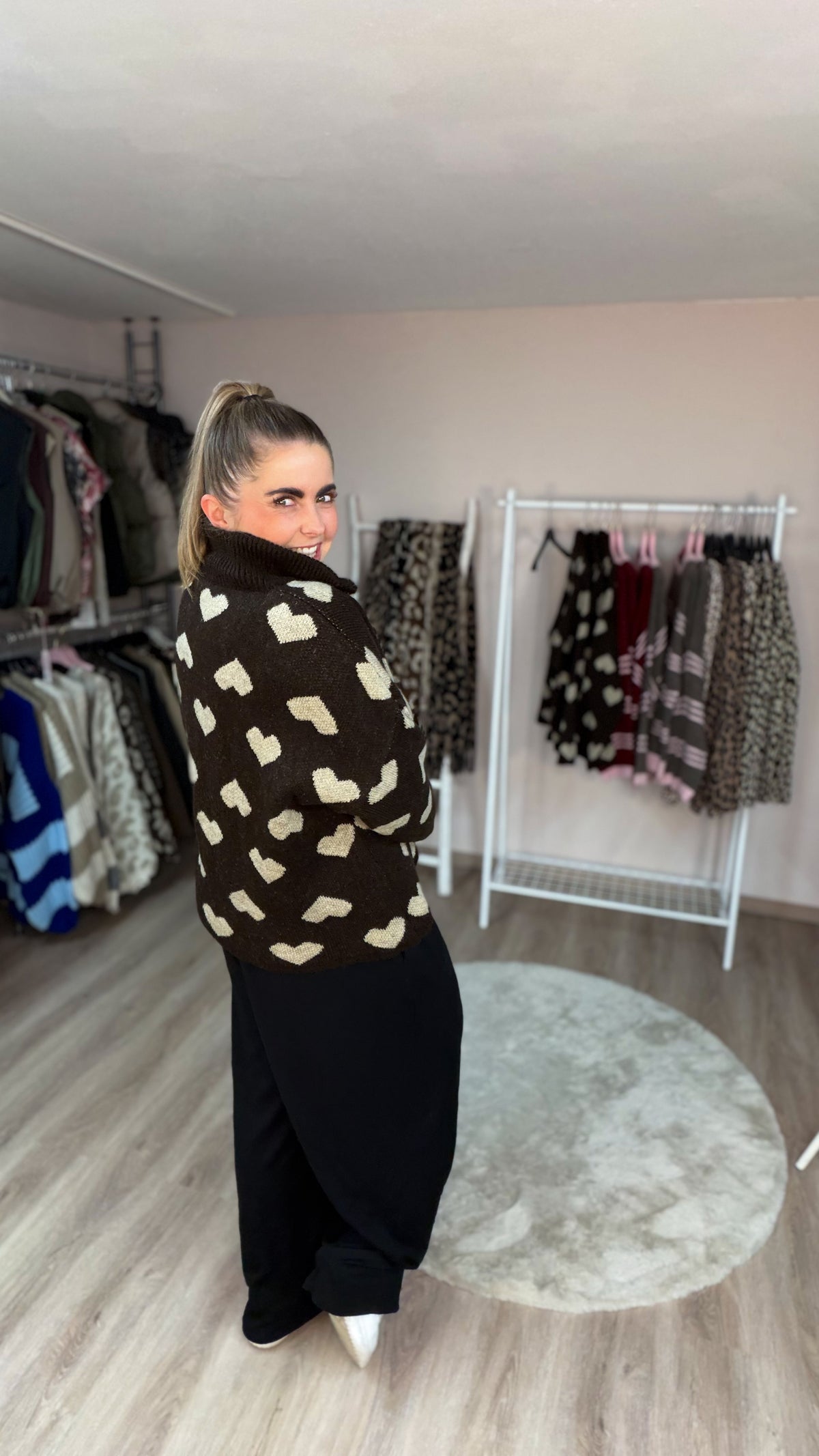 Jacke mit Herzen und Reißverschluss 70478