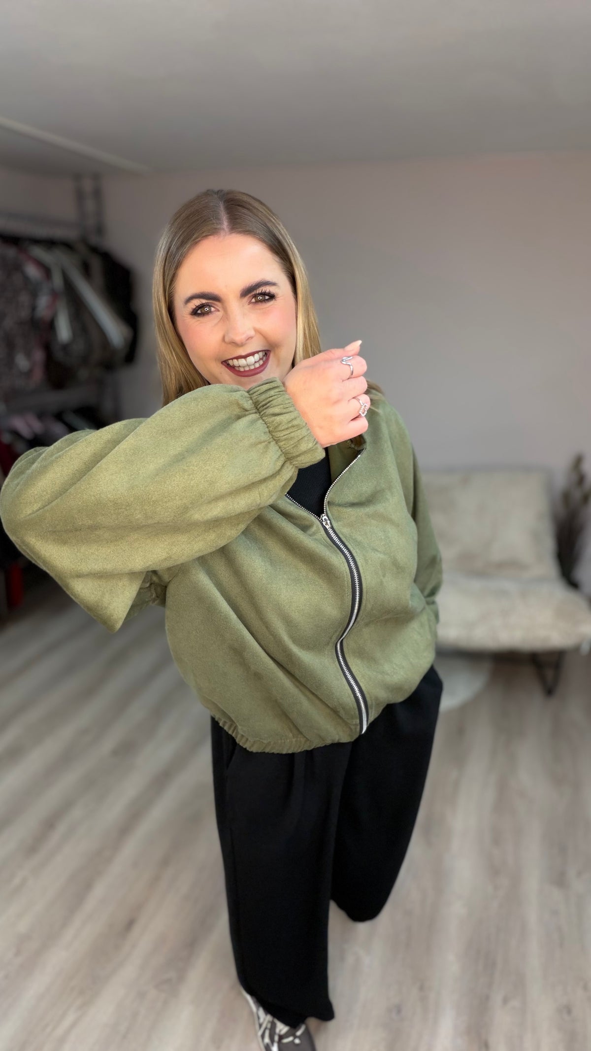 Blouson Jacke mit Kapuze 70417