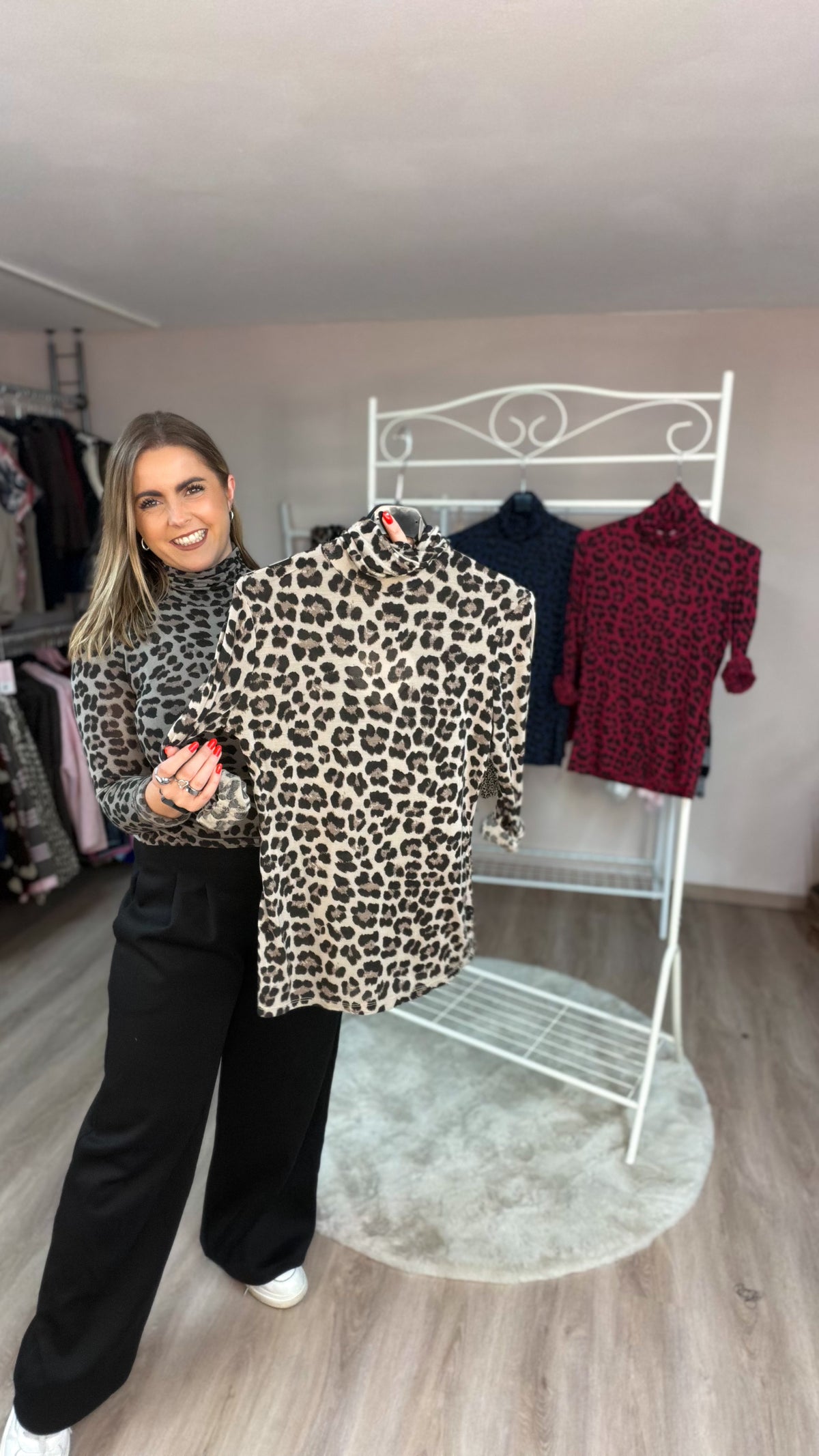 Shirt mit Stehbund im Leoprint (70502)