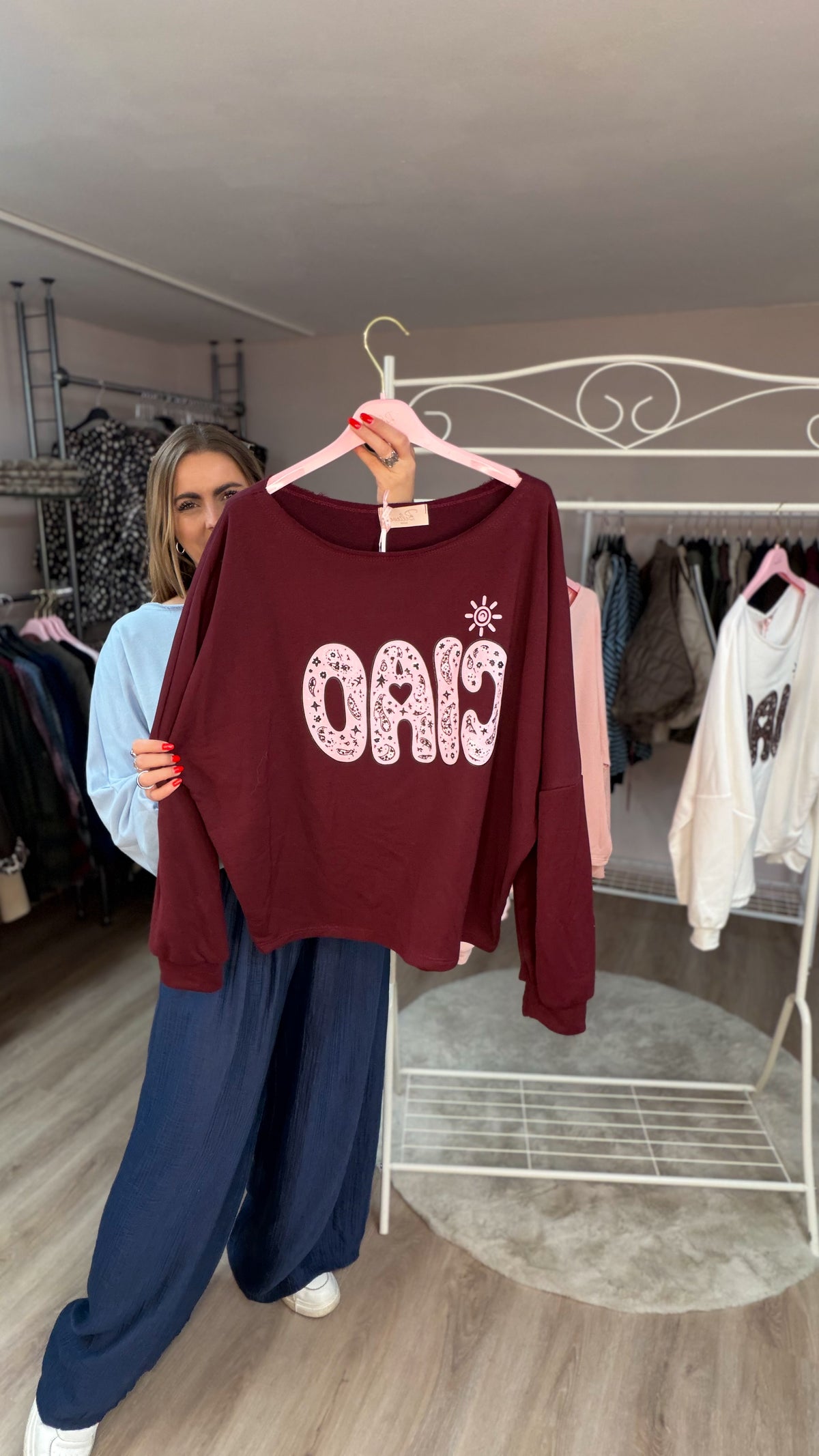 Pulli mit der Aufschrift ciao (70486)