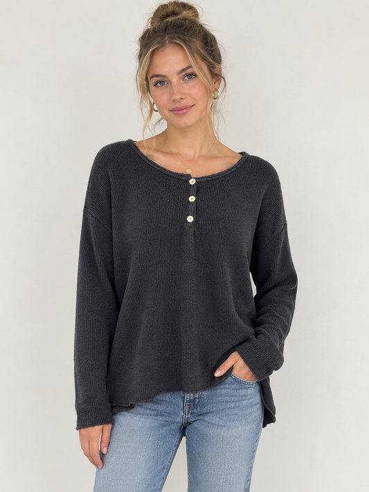 Pulli mit Knopfleiste in schwarz (63672)